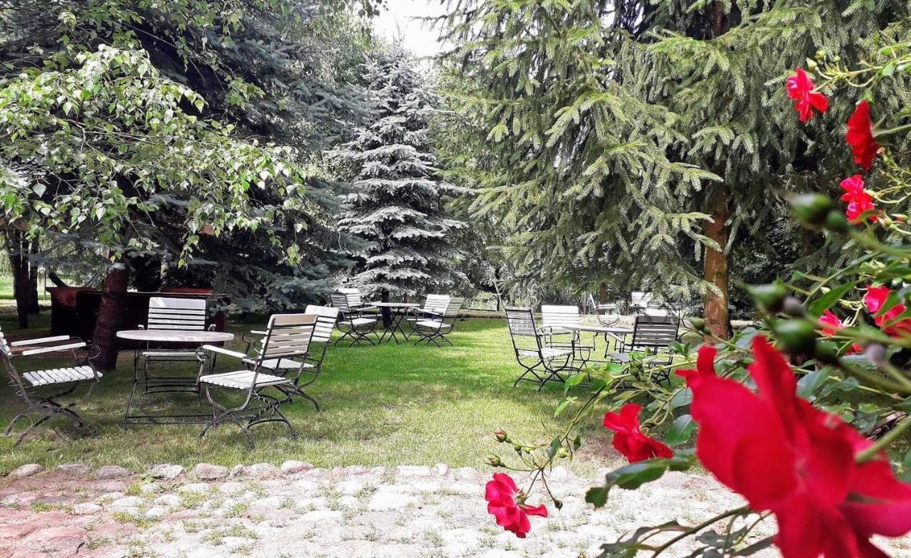 Tamarynowa Osada - Kraina Udanego Wypoczynku Vila Lowyn Exterior foto